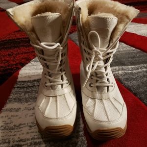 UGG Adirondack Boot II Women's Winter Snow Boots